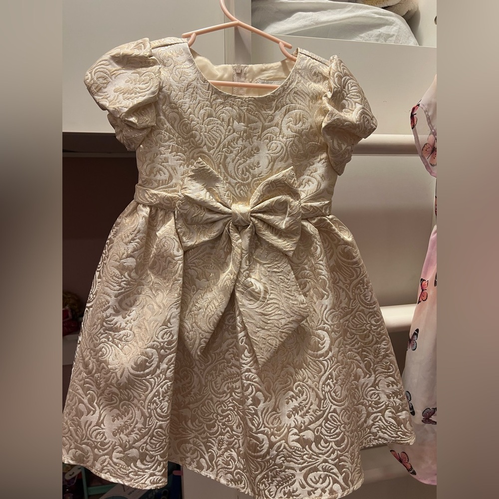 Elegant Cream Kids Dress with Bow